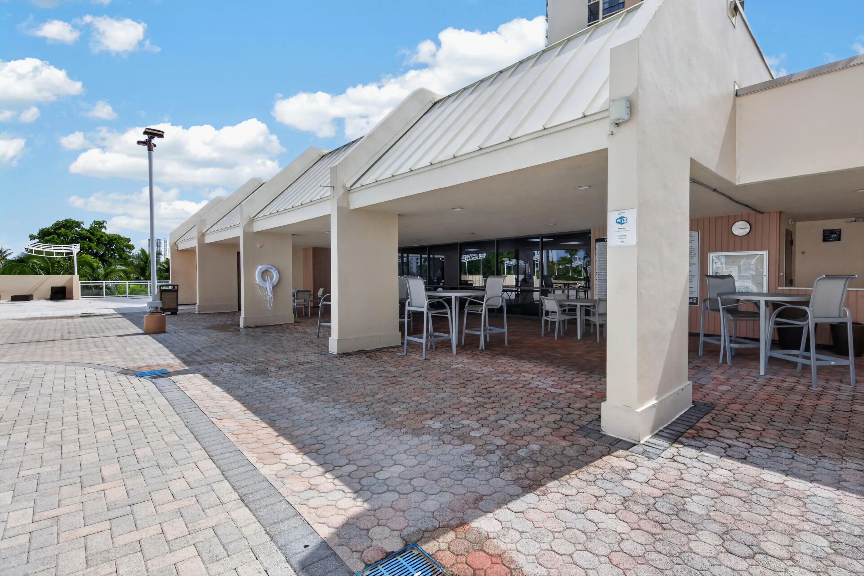 20379 W COUNTRY CLUB Drive #1139