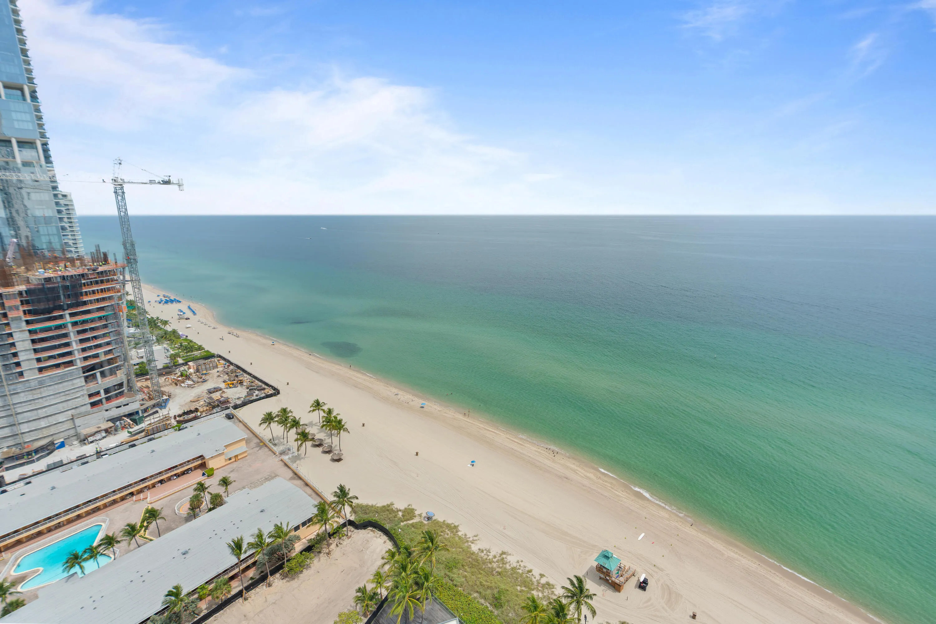 18201 COLLINS Avenue #3704