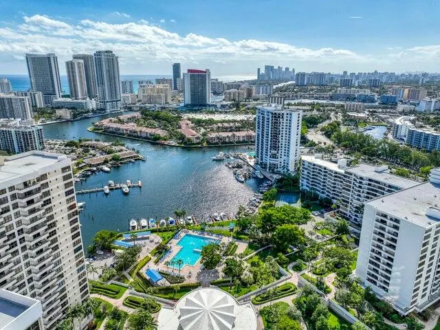 600 Three Islands Boulevard #1010