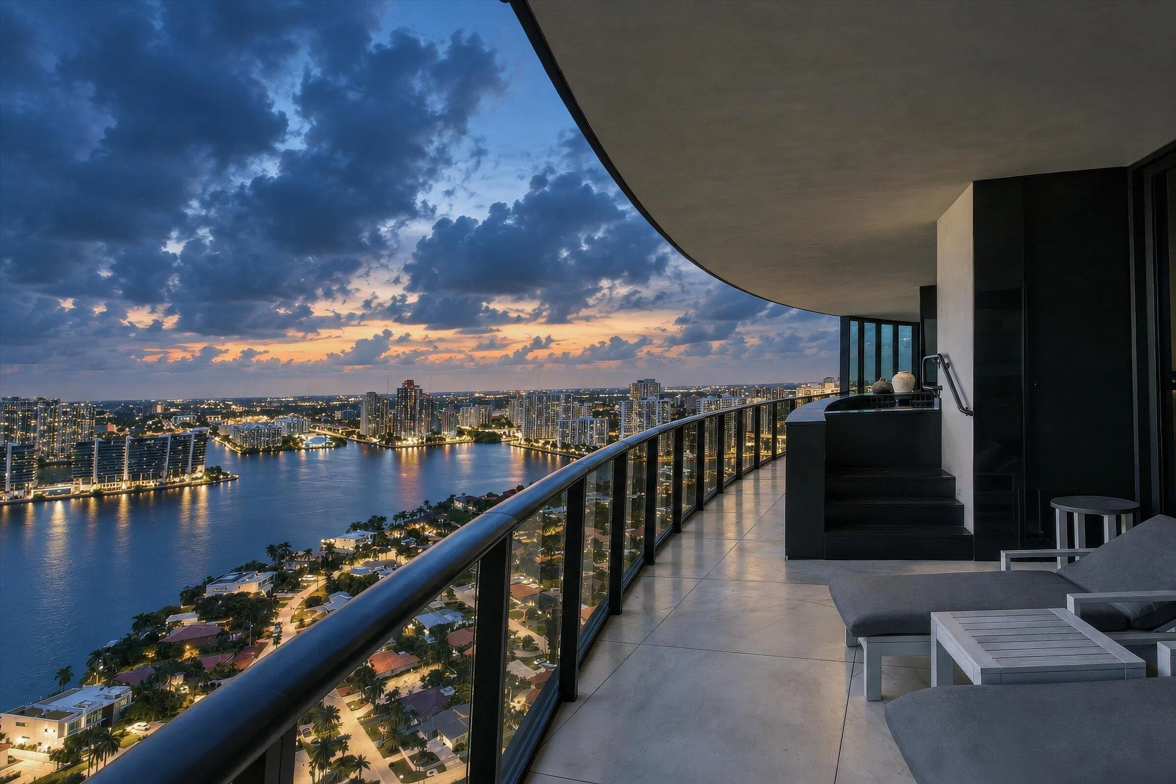 18555 Collins Avenue #3303