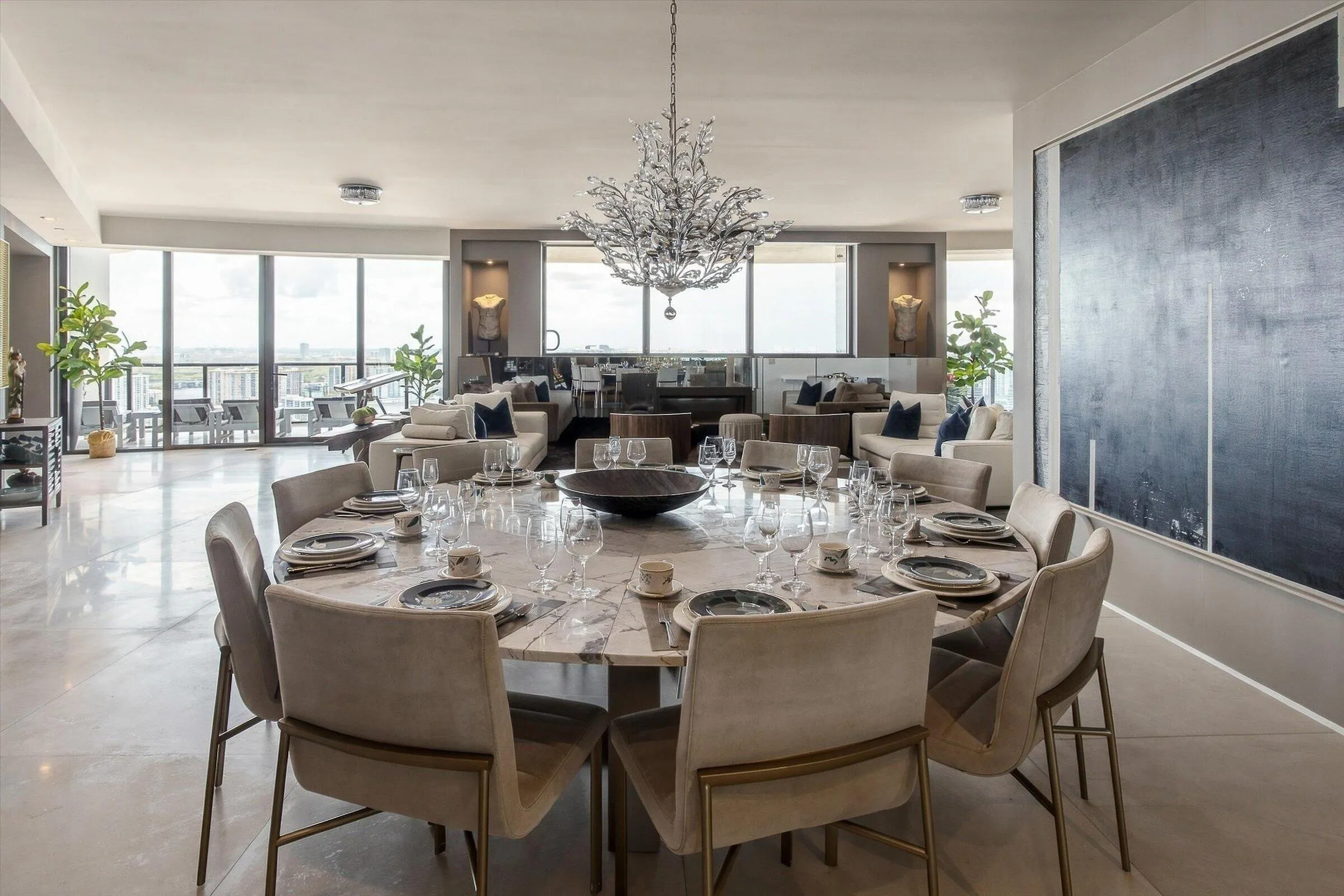 18555 Collins Avenue #3303