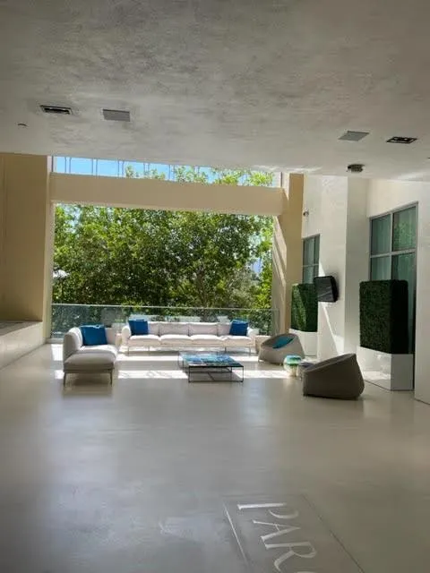330 Sunny Isles Boulevard #803