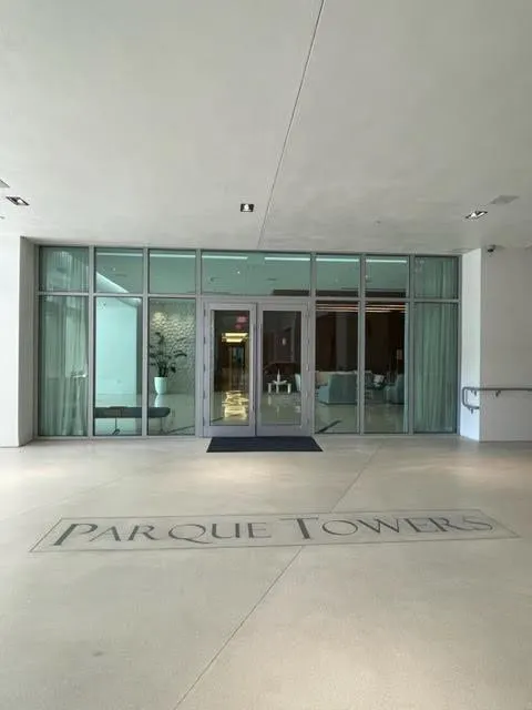330 Sunny Isles Boulevard #803