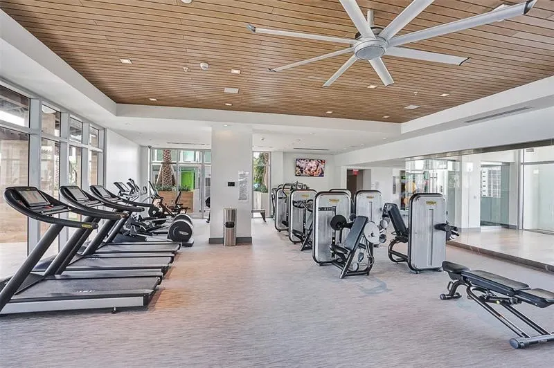 330 Sunny Isles Boulevard #803