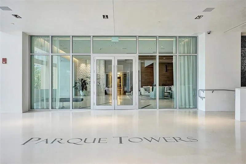 330 Sunny Isles Boulevard #803