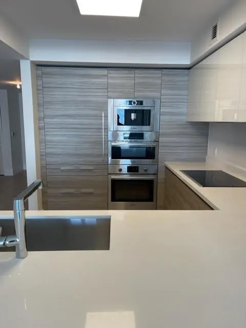330 Sunny Isles Boulevard #803
