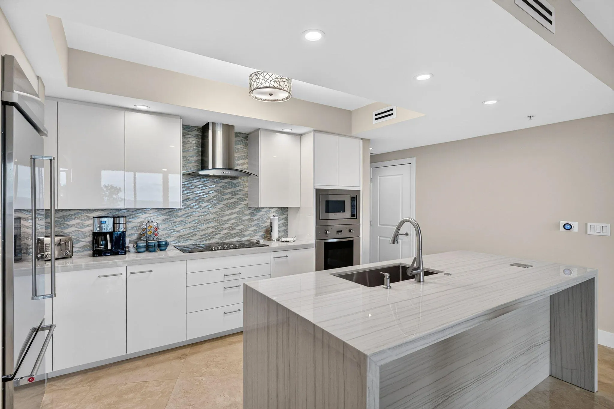 1 N OCEAN Boulevard #602