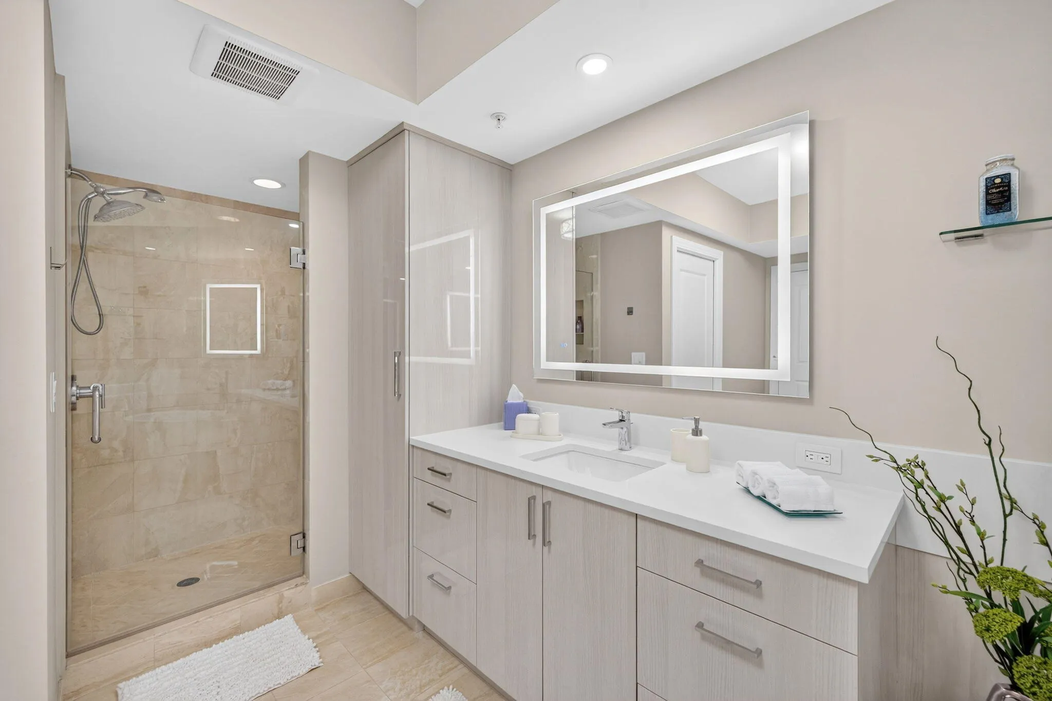 1 N OCEAN Boulevard #602