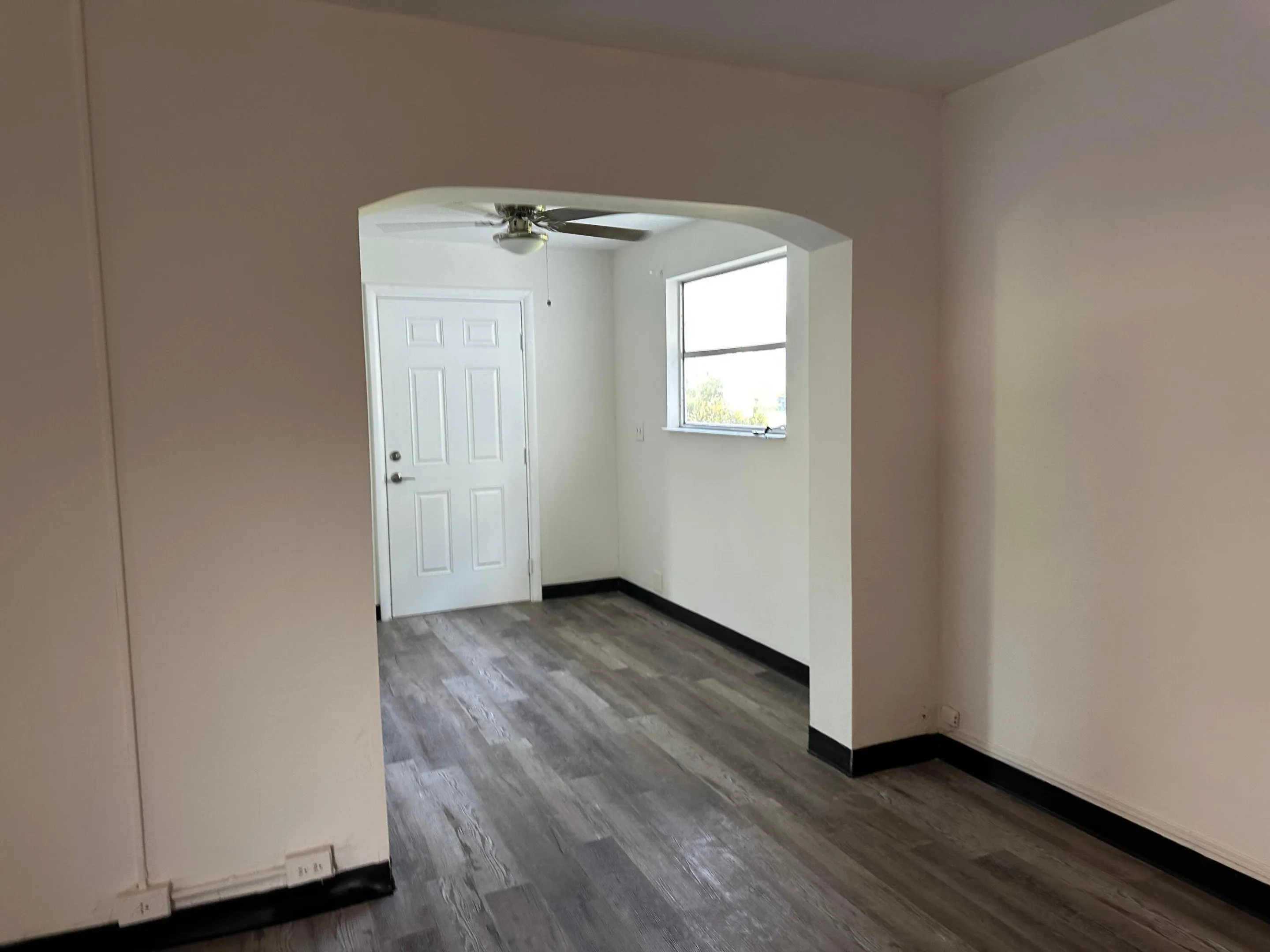 84 E North Shore Avenue