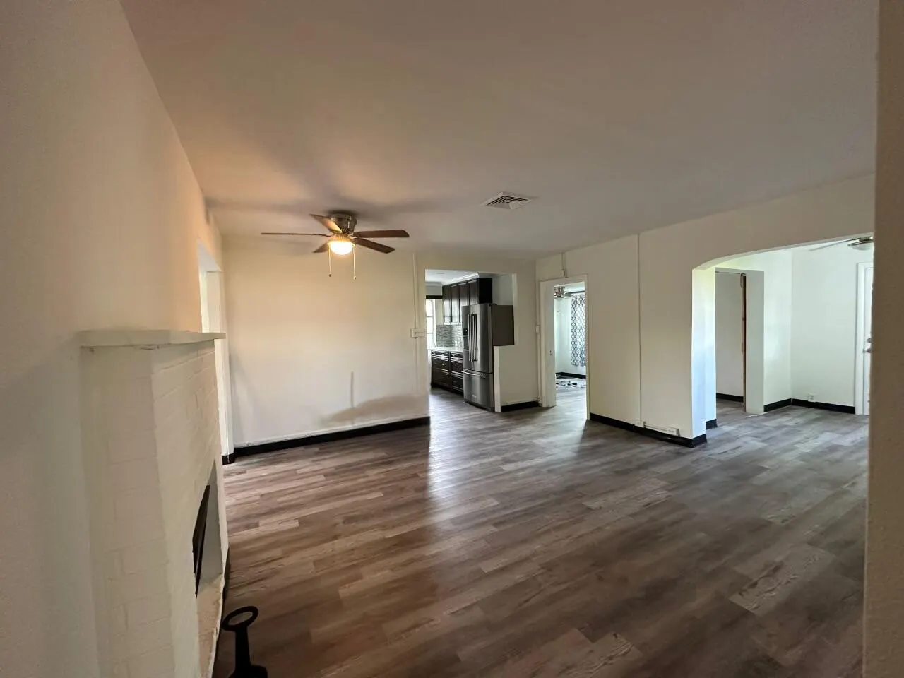 84 E North Shore Avenue