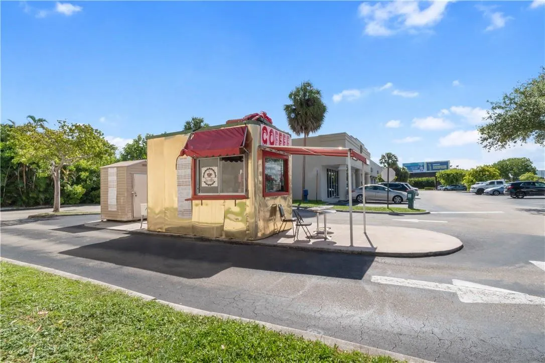 3370 Griffin Road