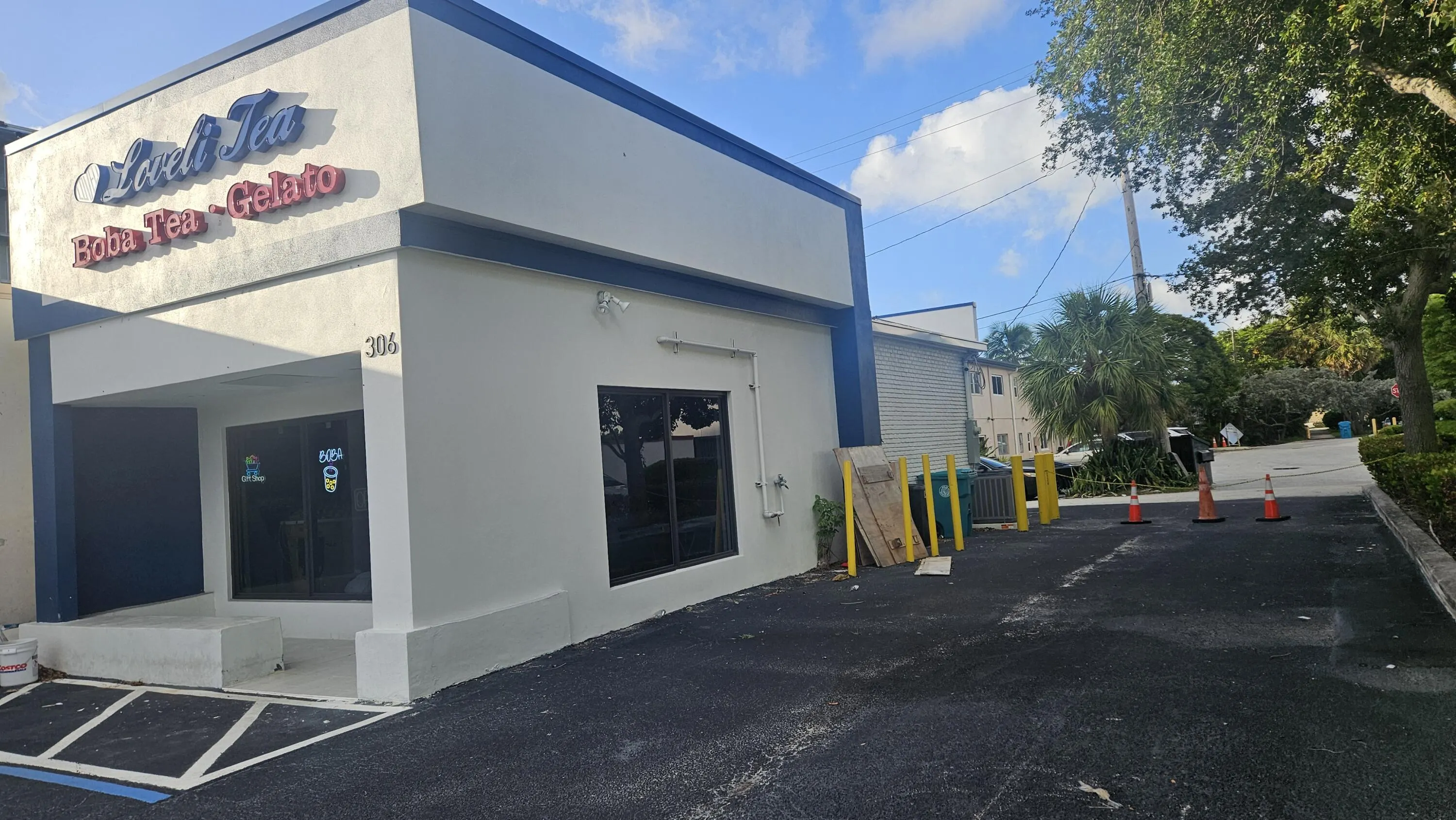 306 E Boynton Beach Boulevard