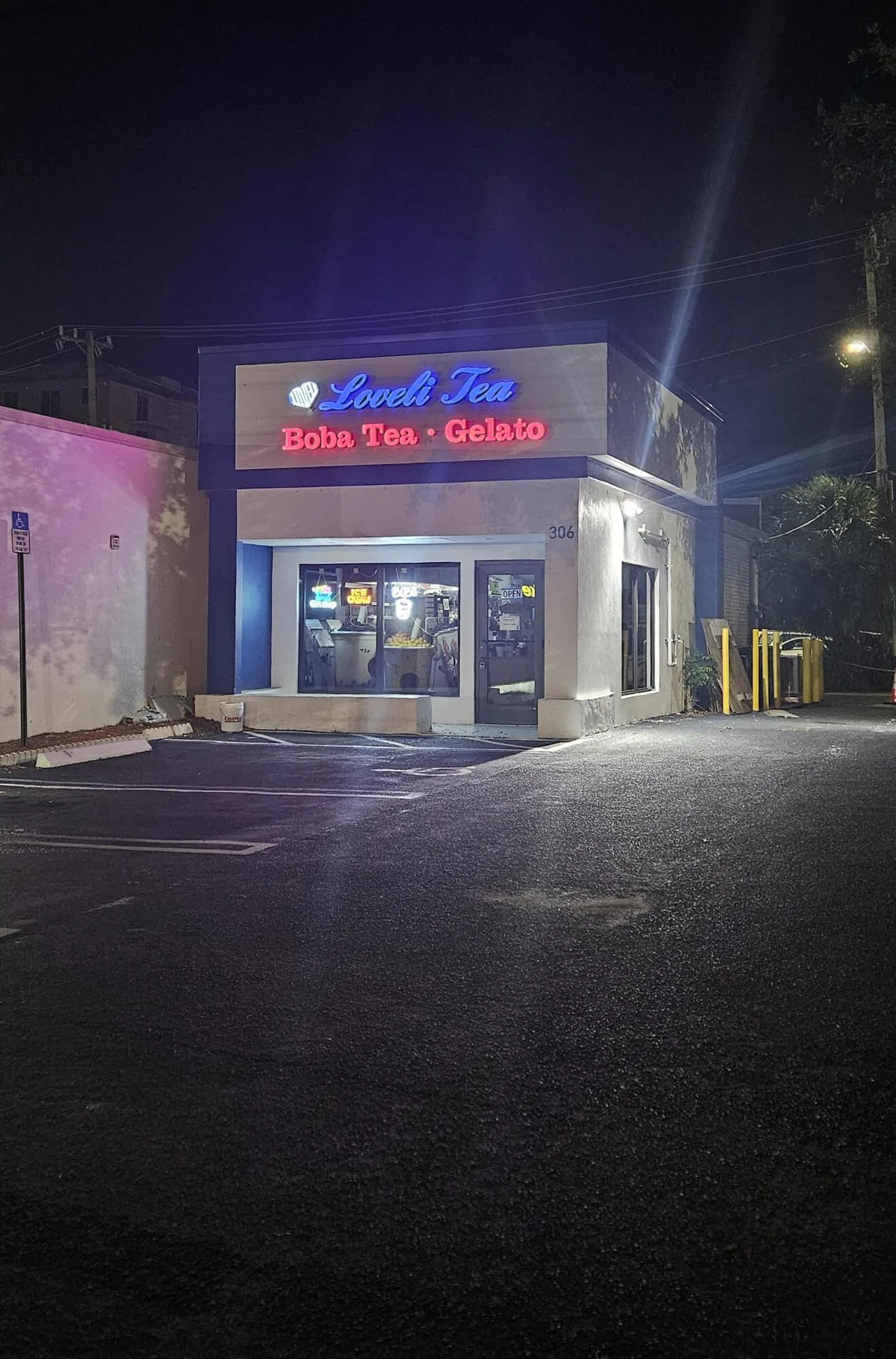 306 E Boynton Beach Boulevard