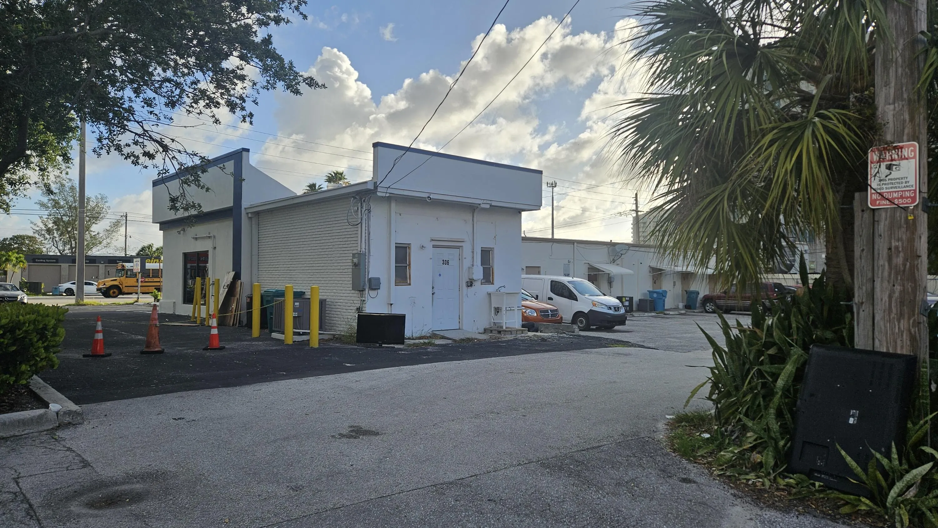 306 E Boynton Beach Boulevard