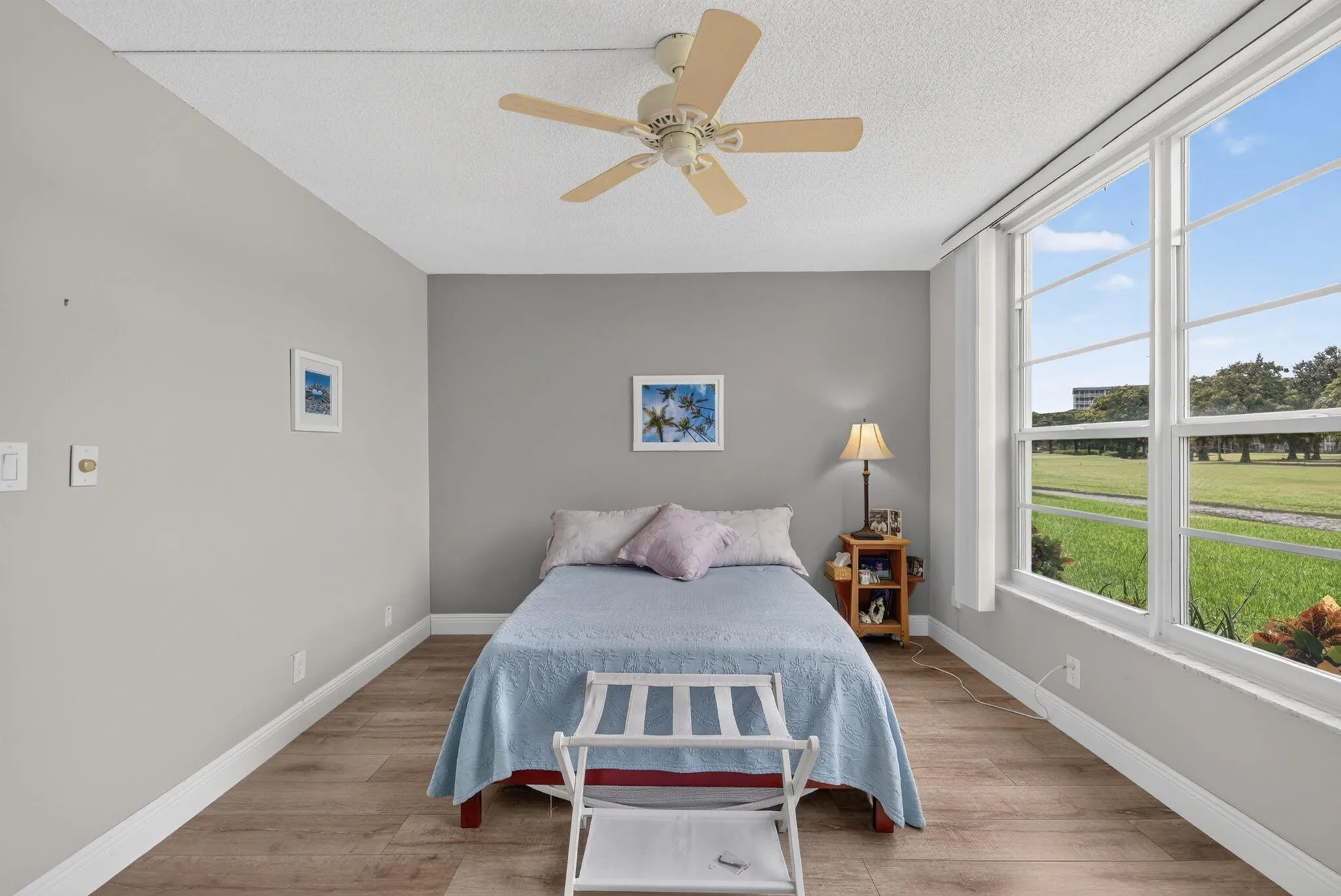 575 Oaks Lane #102