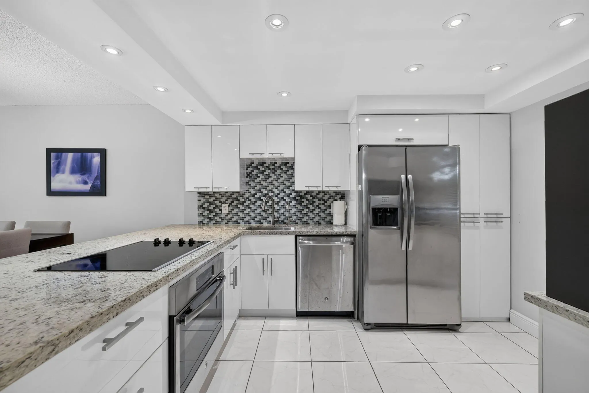 575 Oaks Lane #102