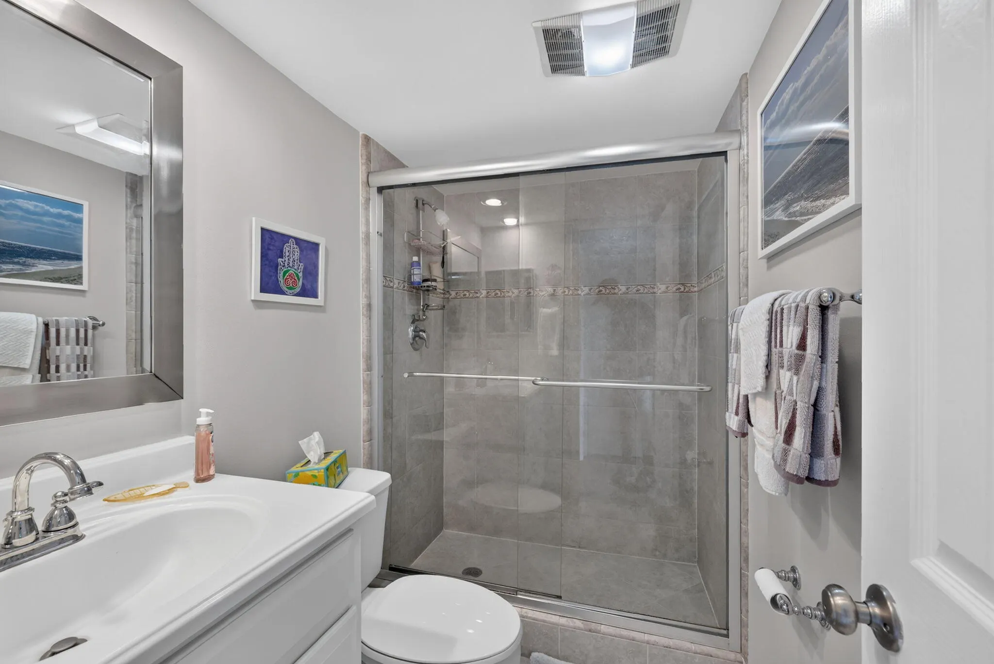 575 Oaks Lane #102
