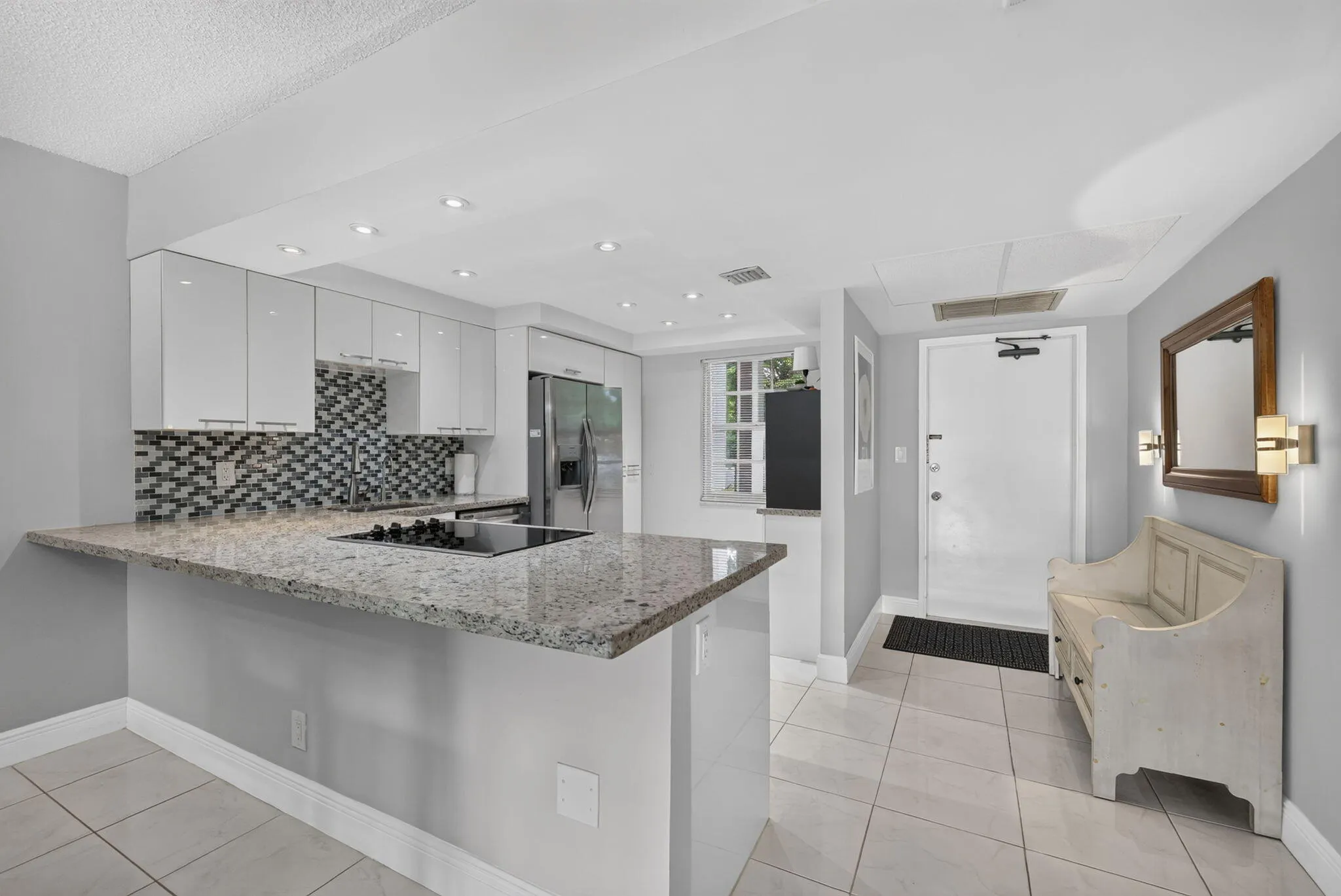 575 Oaks Lane #102