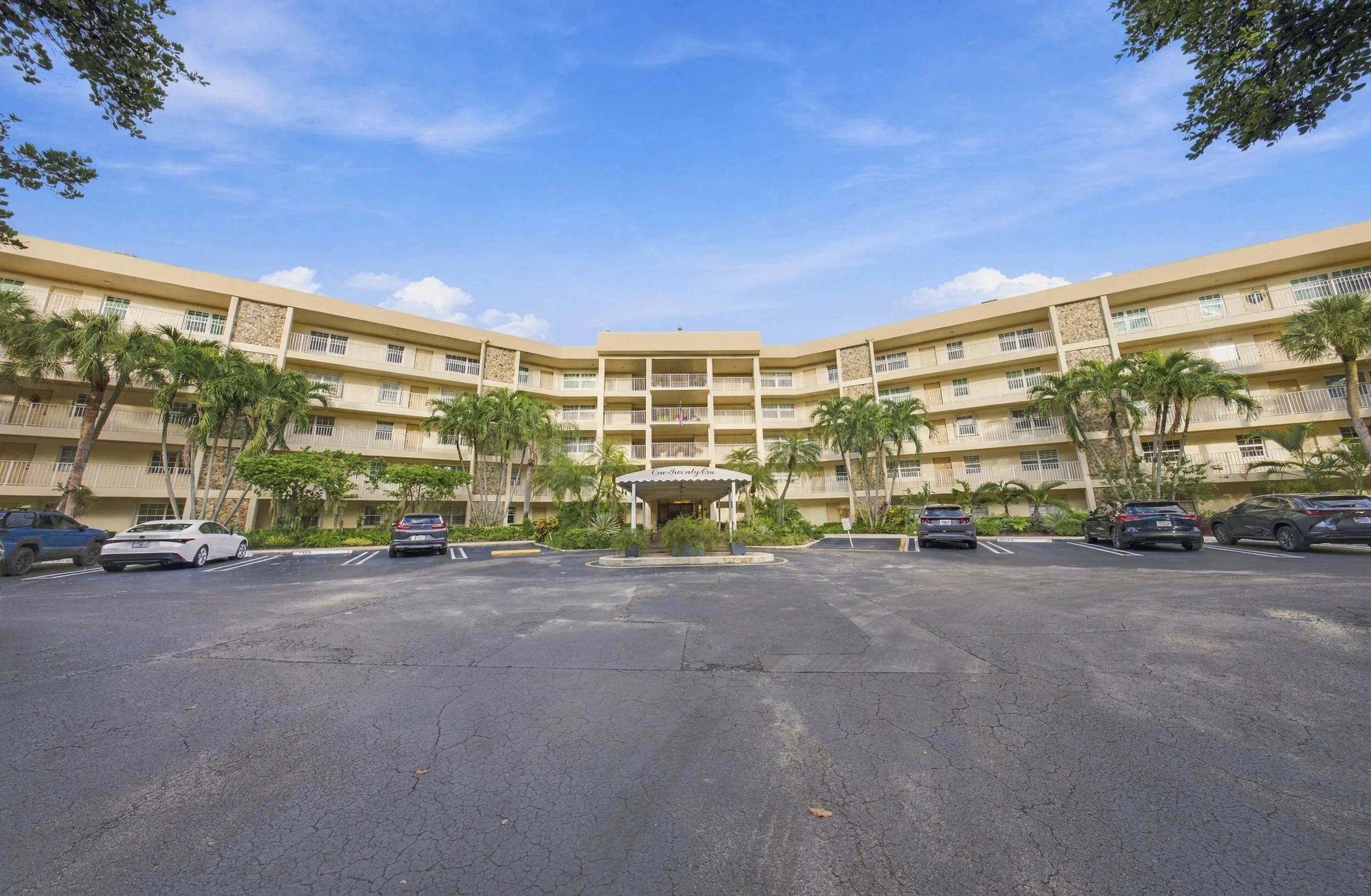 800 Cypress Grove Drive #504