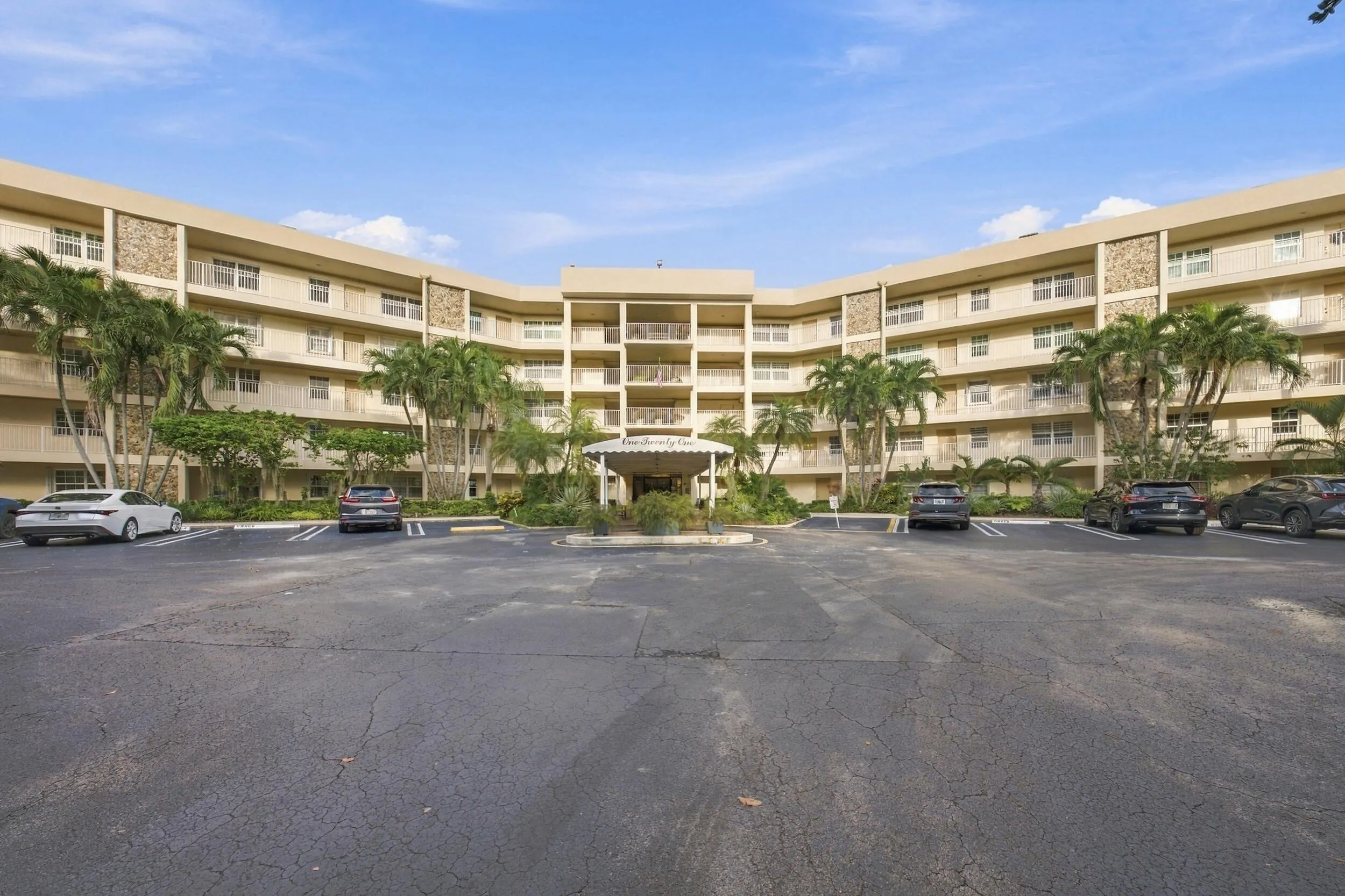 800 Cypress Grove Drive #504
