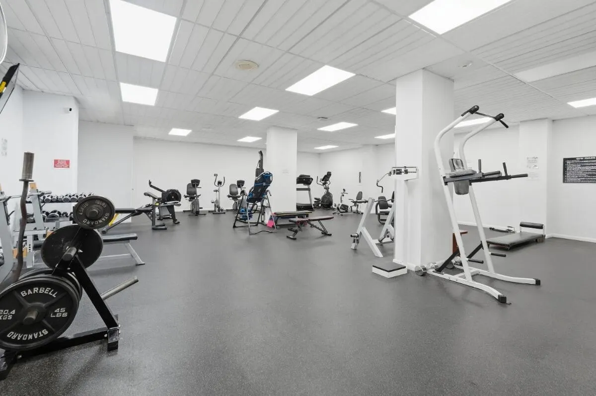 1865 S OCEAN Drive #16H