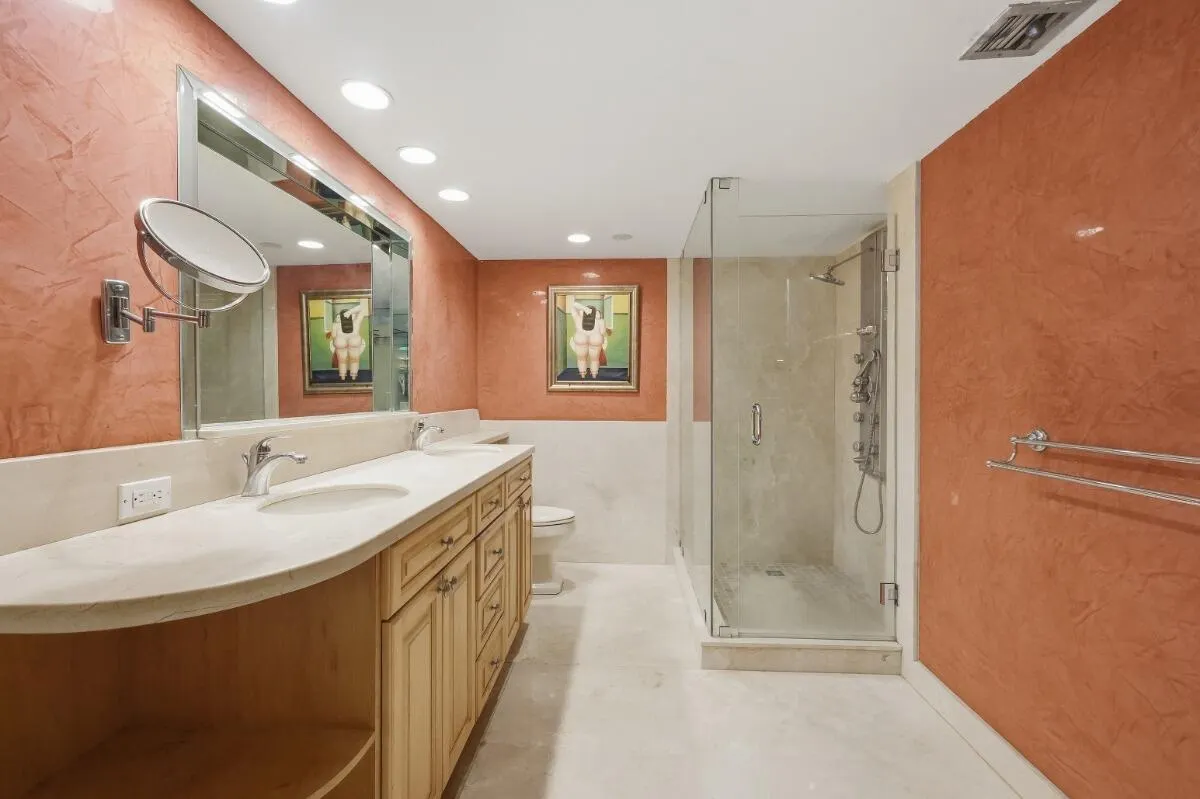 1865 S OCEAN Drive #16H