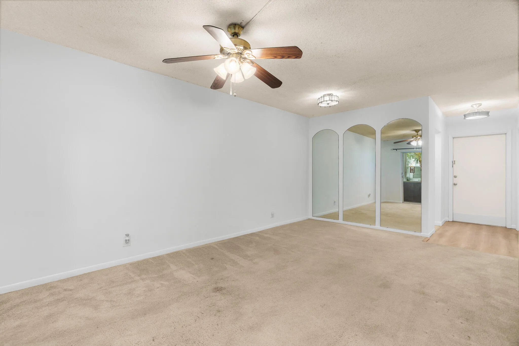 2525 W GOLF Boulevard #119