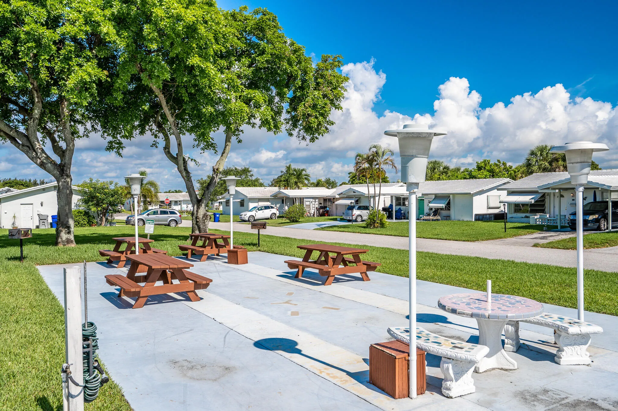 2525 W GOLF Boulevard #119
