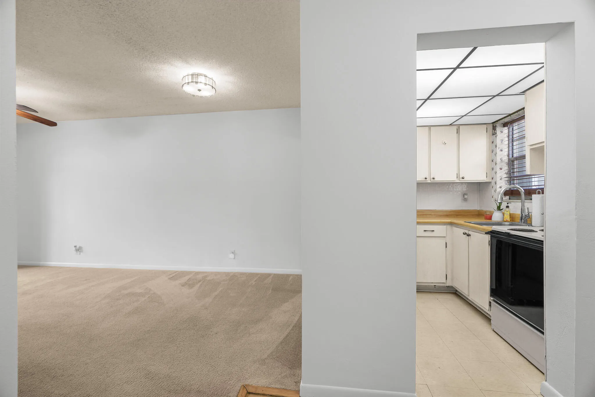 2525 W GOLF Boulevard #119
