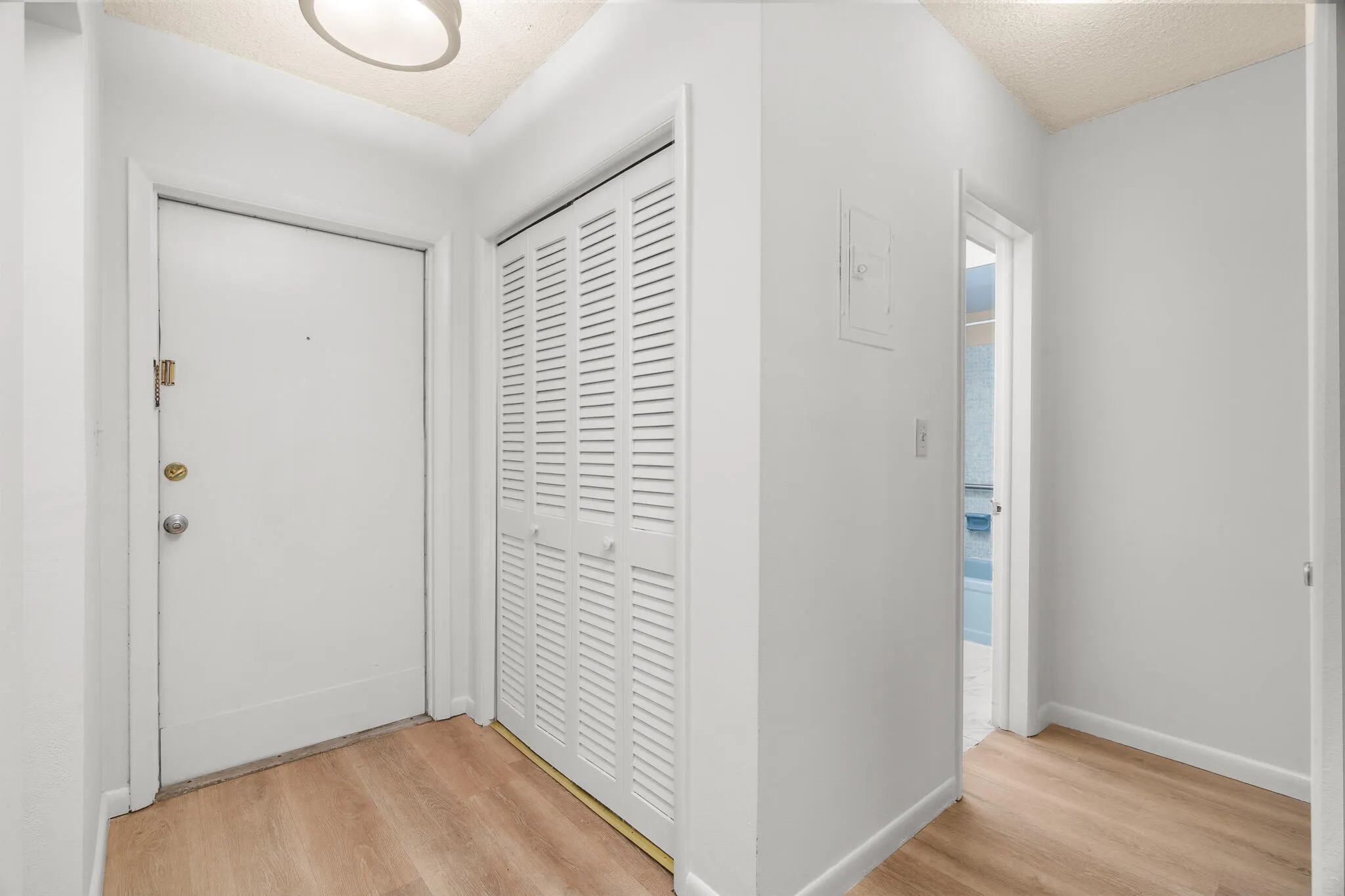 2525 W GOLF Boulevard #119