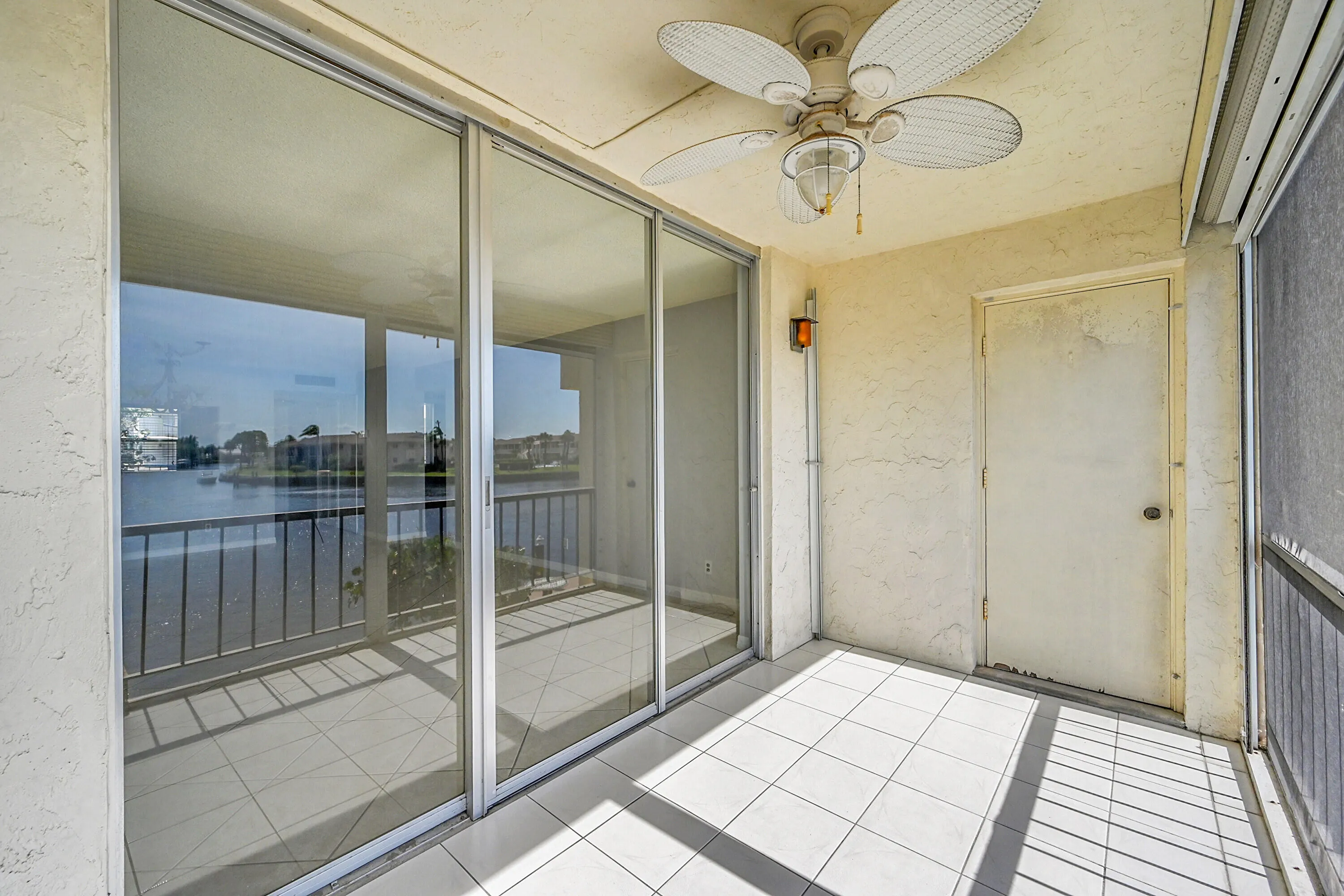 777 S FEDERAL Highway #205G