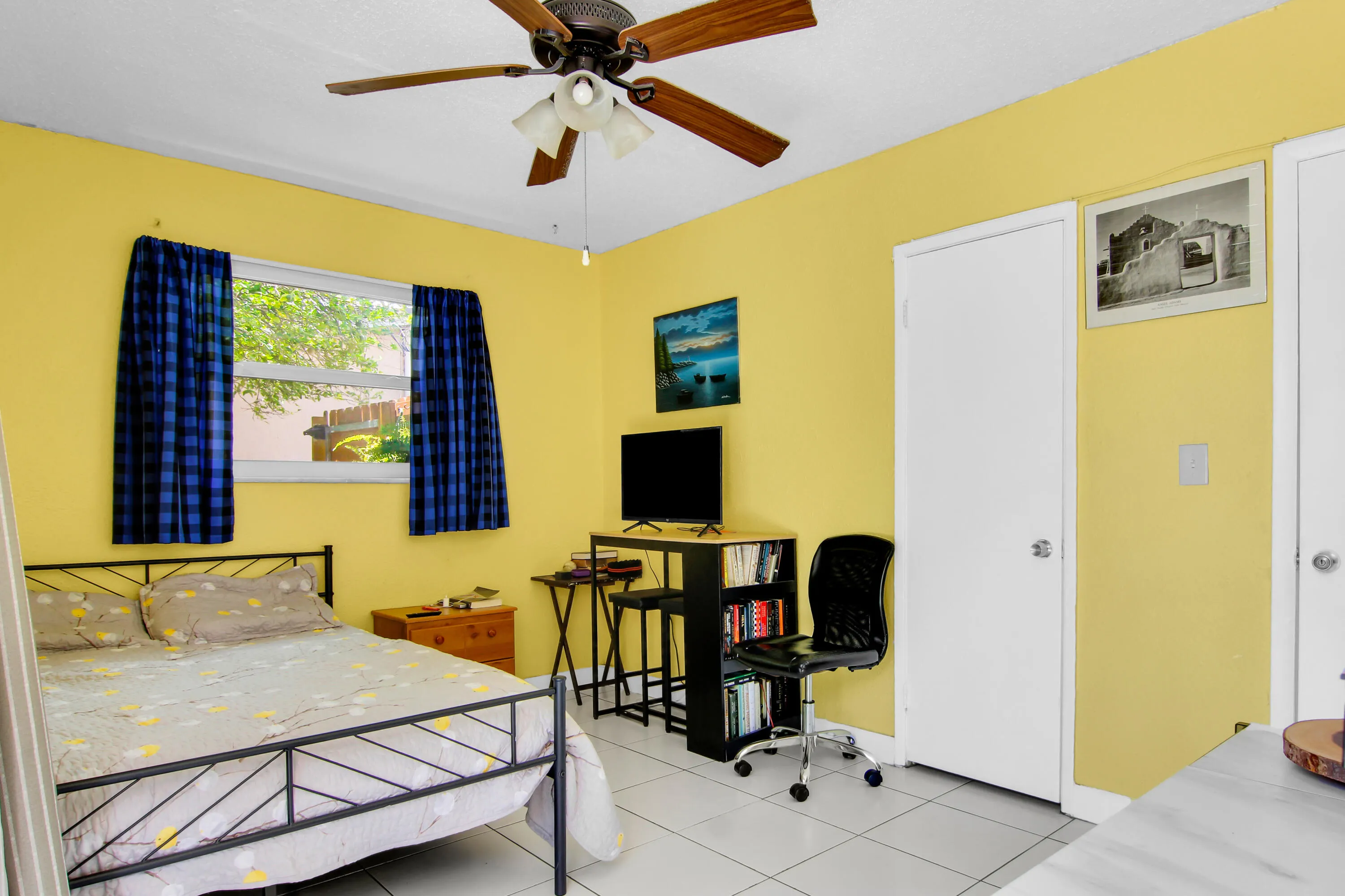 1650 NW 1ST Way