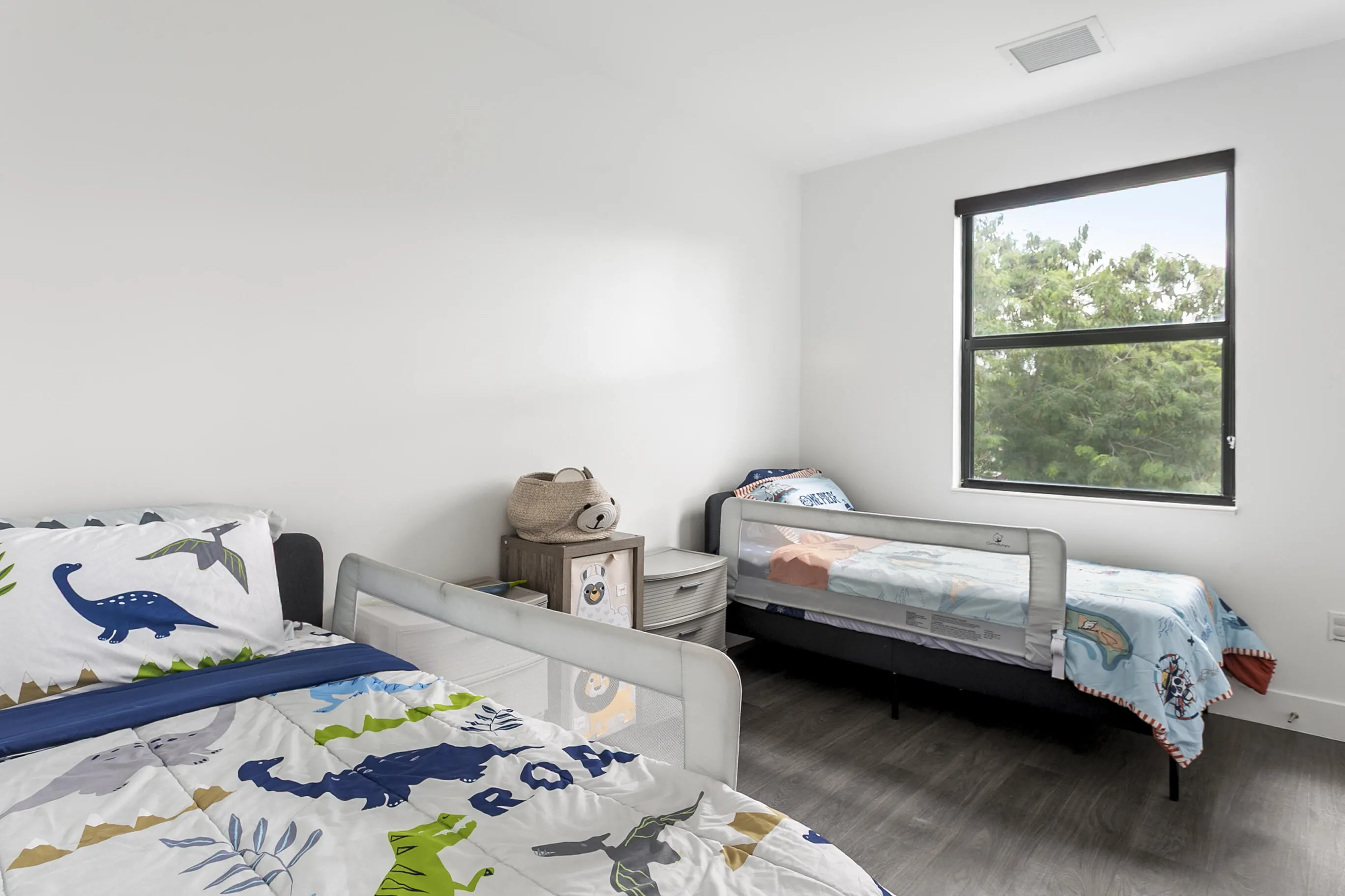 4511 E AQUA BELLA Lane