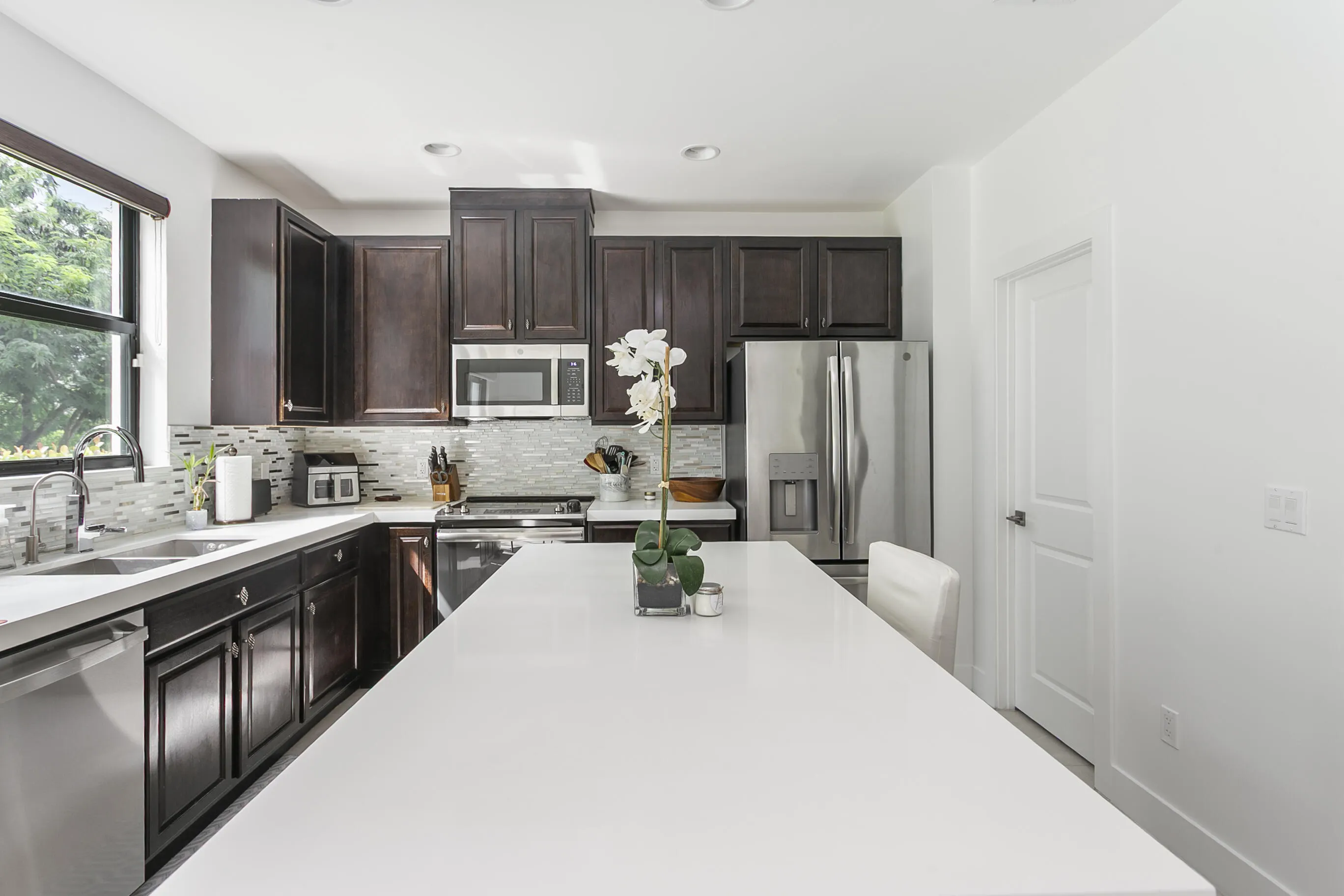 4511 E AQUA BELLA Lane