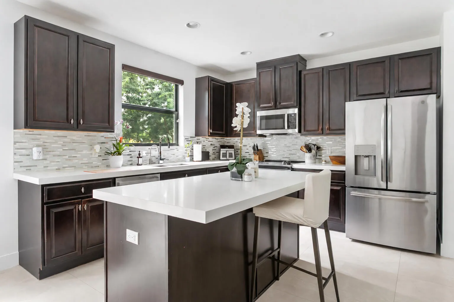 4511 E AQUA BELLA Lane