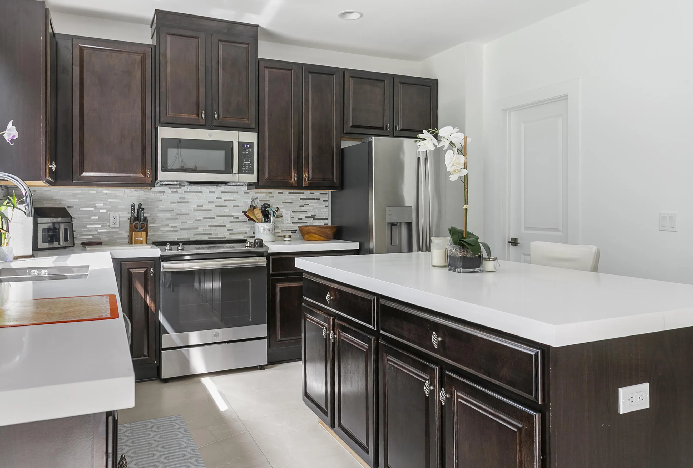 4511 E AQUA BELLA Lane
