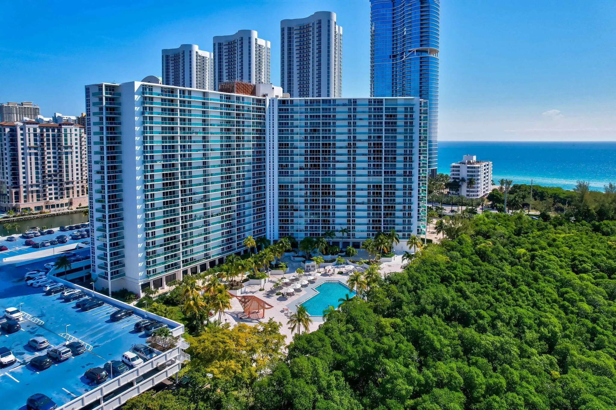 100 Bayview Drive #620