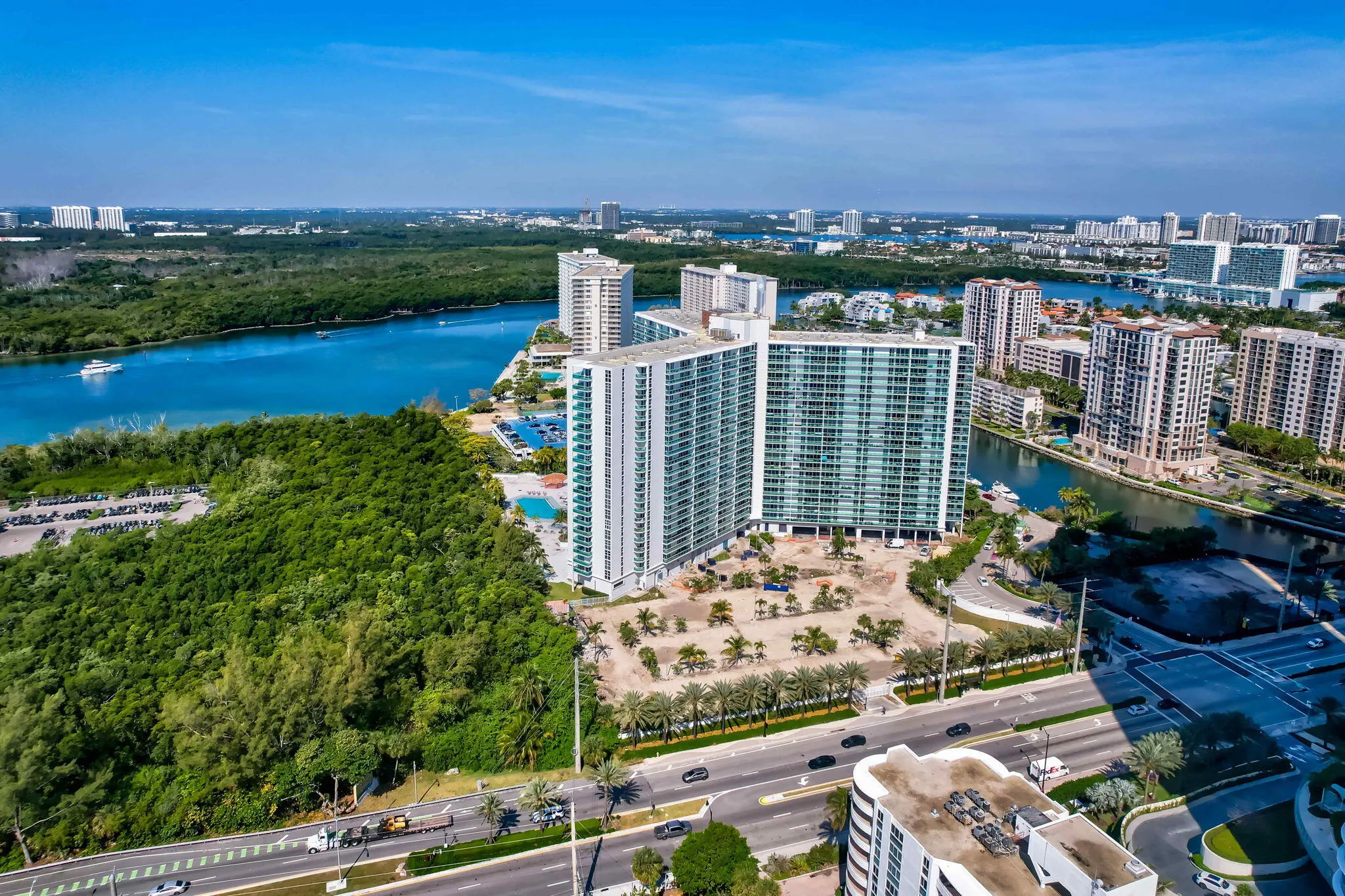 100 Bayview Drive #620