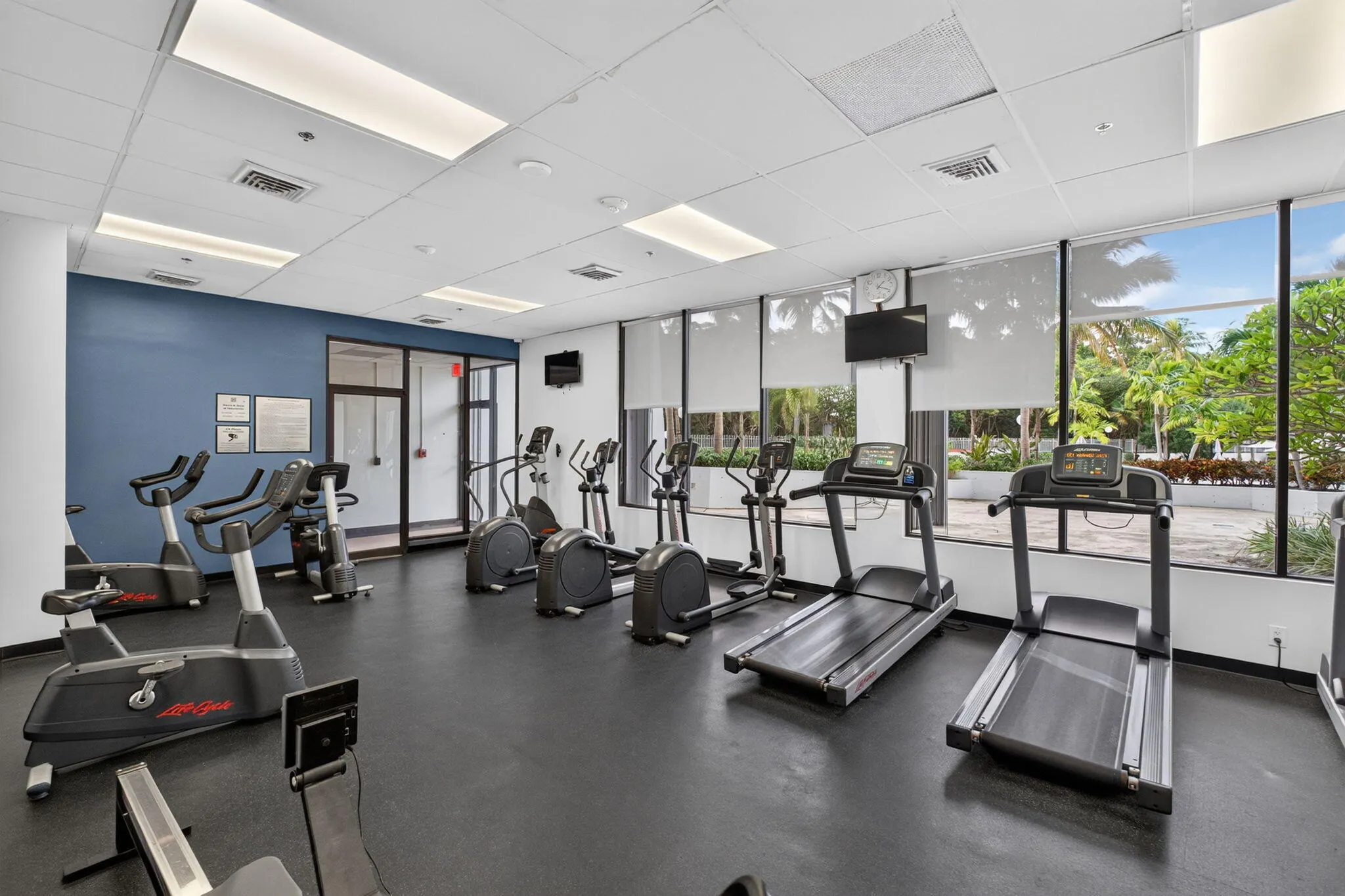100 Bayview Drive #620