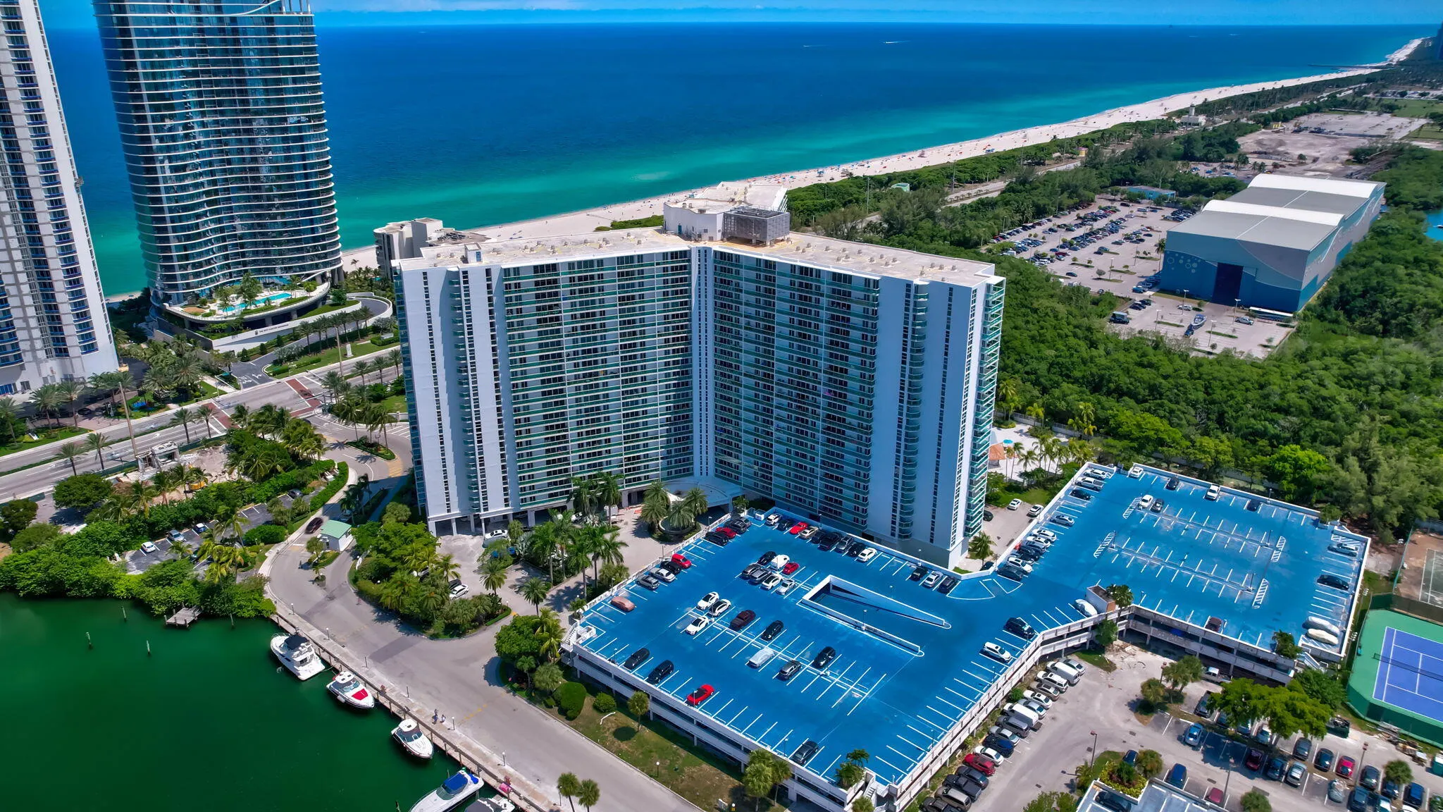 100 Bayview Drive #620