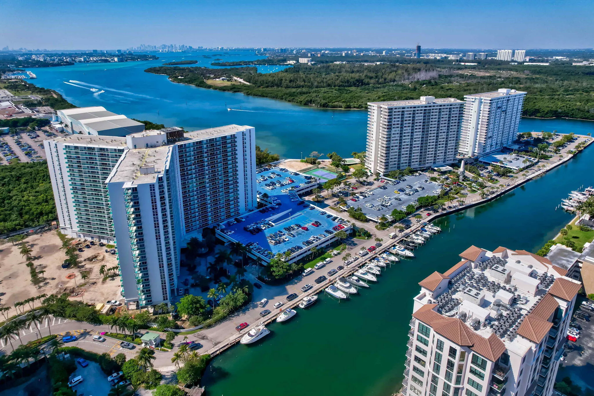 100 Bayview Drive #620