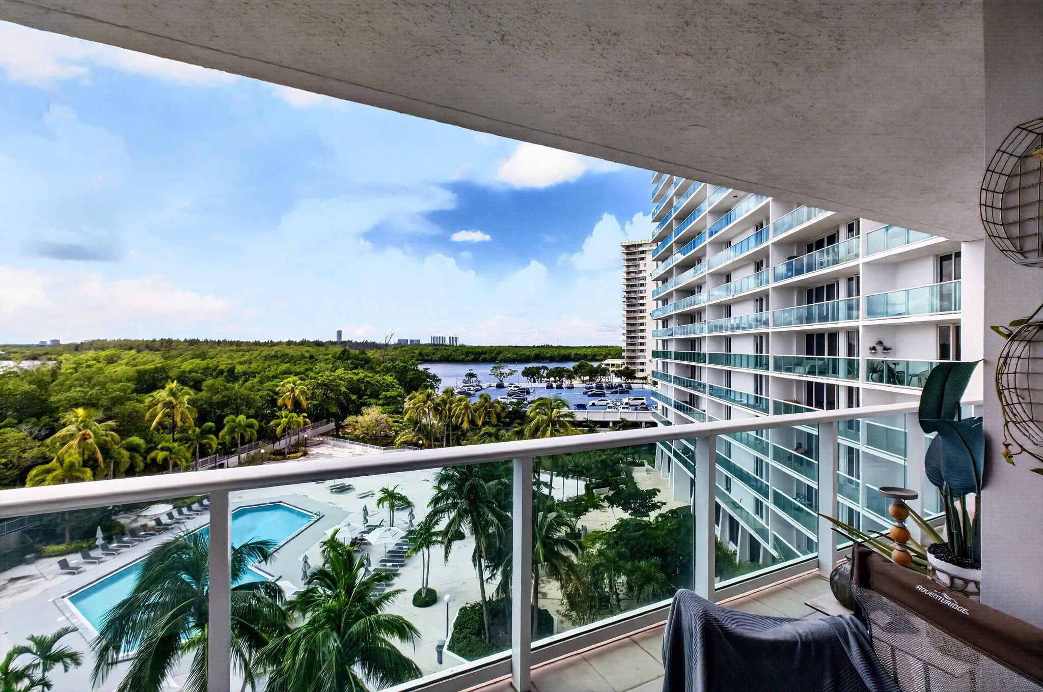 100 Bayview Drive #620
