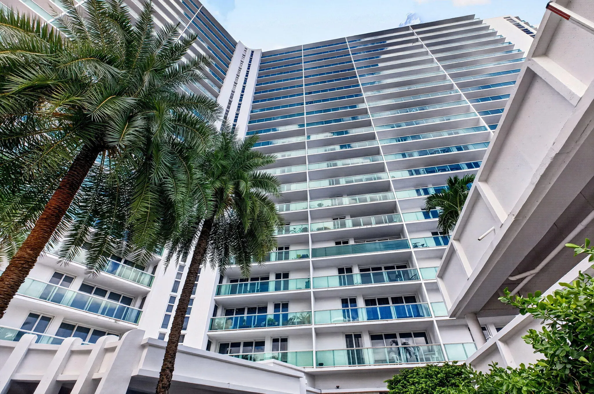 100 Bayview Drive #620