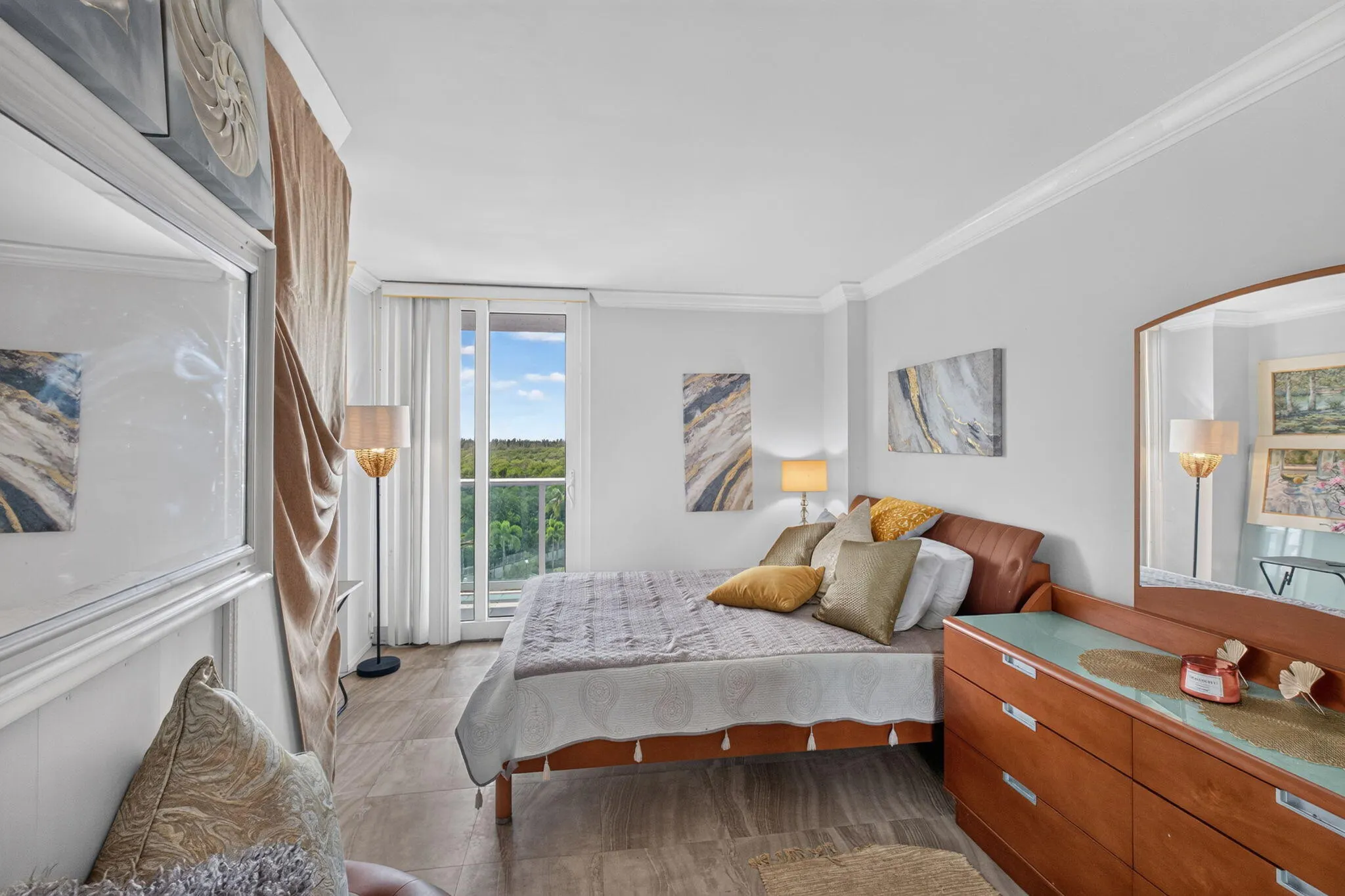 100 Bayview Drive #620