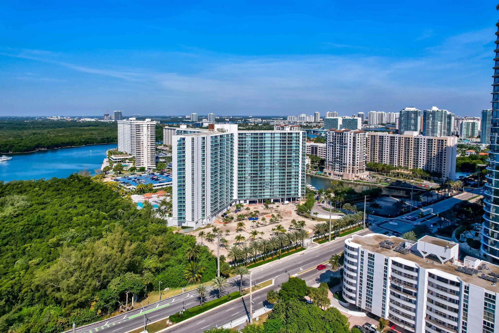100 Bayview Drive #620