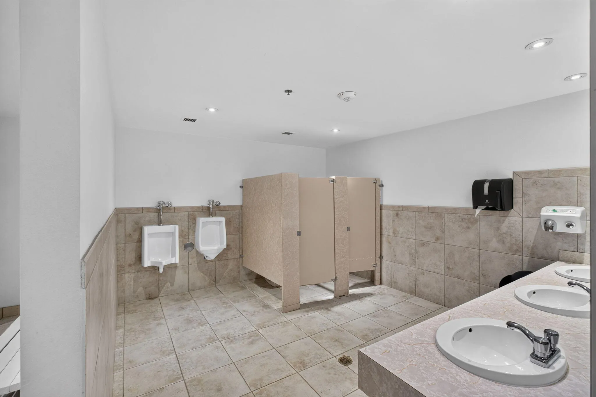100 Bayview Drive #620