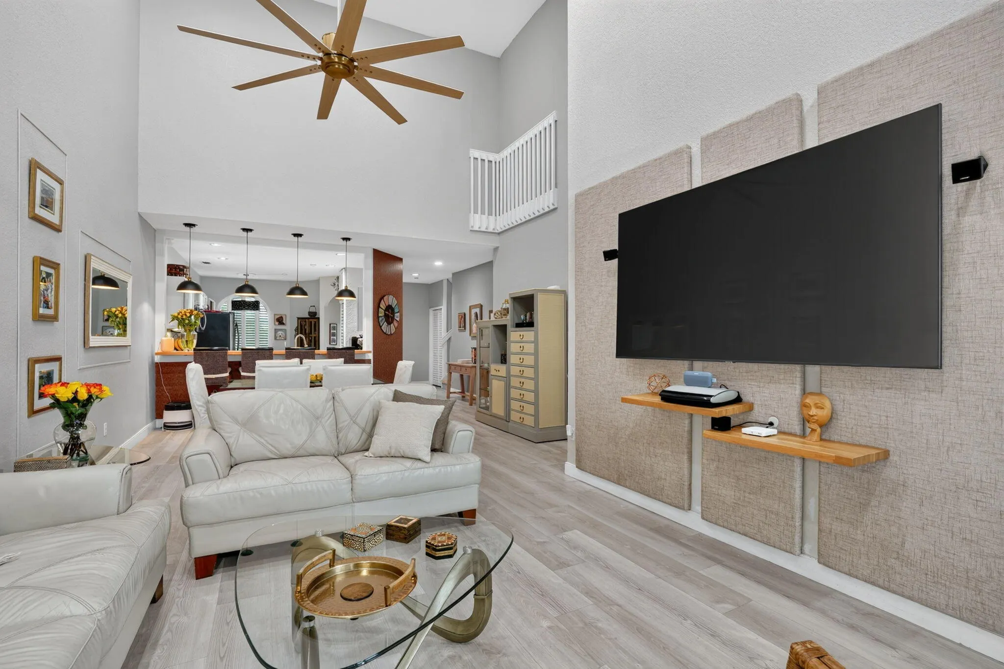 457 W PALM AIRE Drive