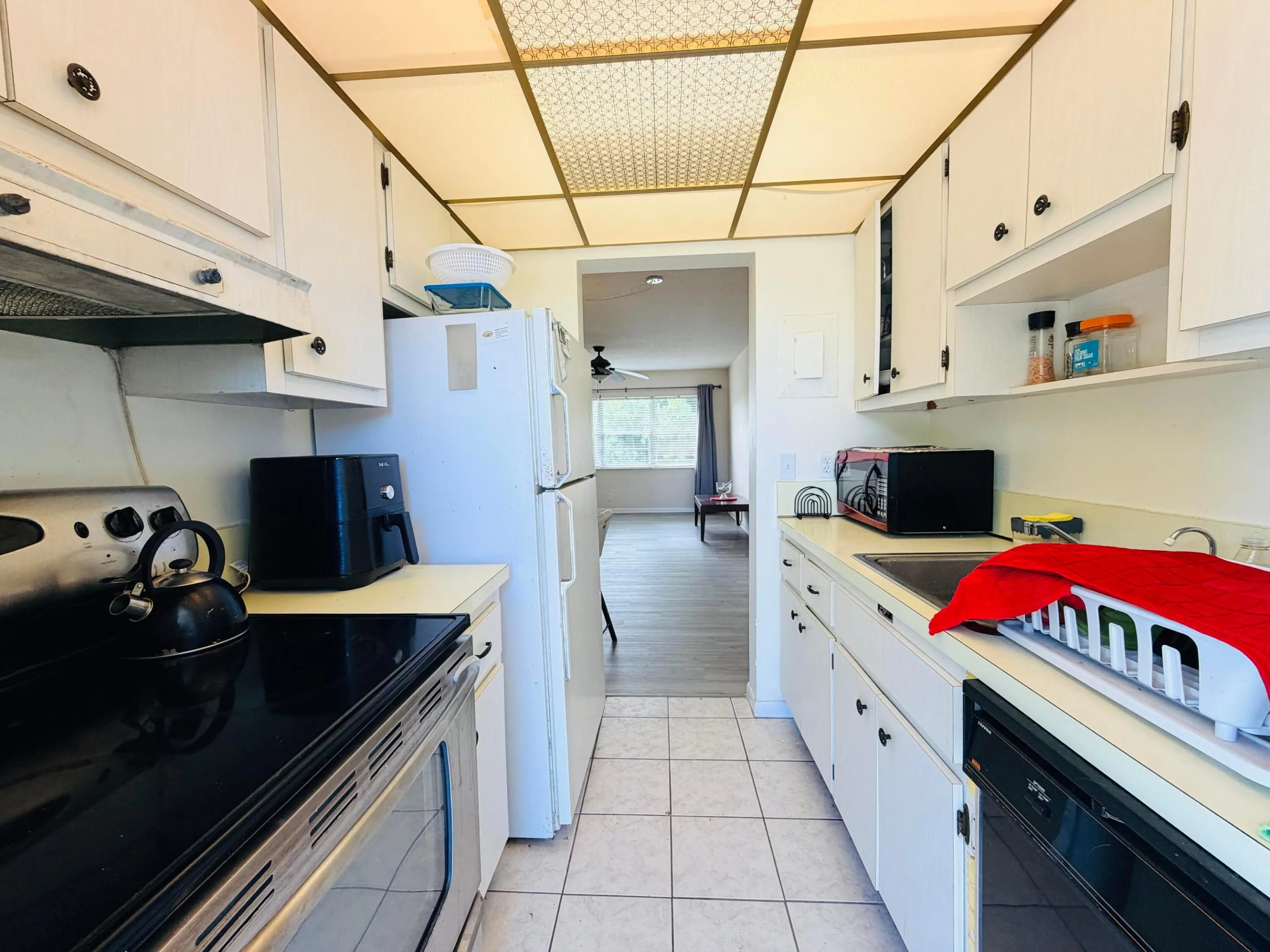 2851 E GOLF Boulevard #206