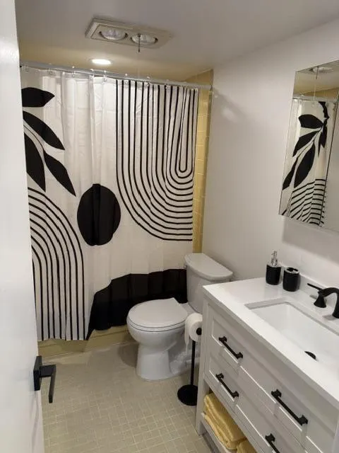 205 SE 11TH Terrace #405