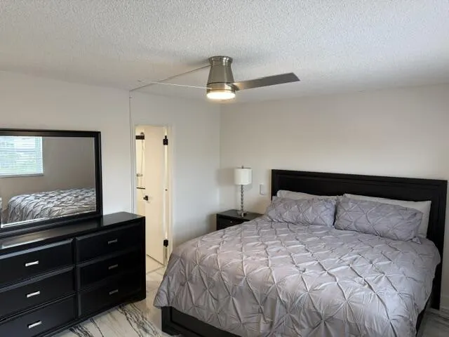 205 SE 11TH Terrace #405